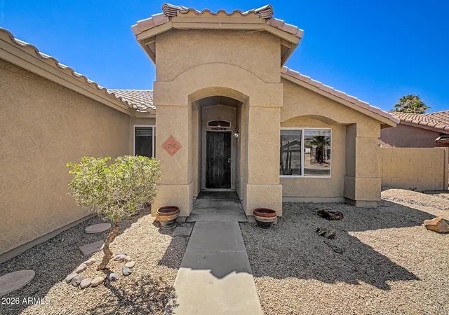 Photo 3 of Sale Pending at 760 S Del Rancho, Mesa, AZ 85208 | MLS# 7070219 | Listing updated on 2026-08-26