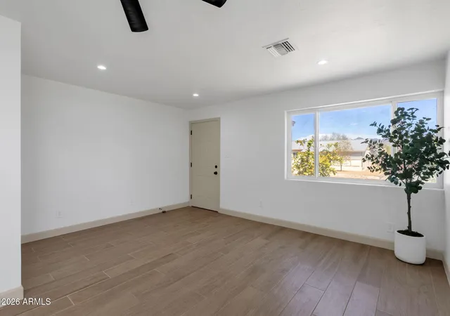 Photo 3 of Single family home for sale at 9514 N 2nd St, Phoenix, AZ 85020 | MLS# 7070730 | Listing updated on 2026-09-01