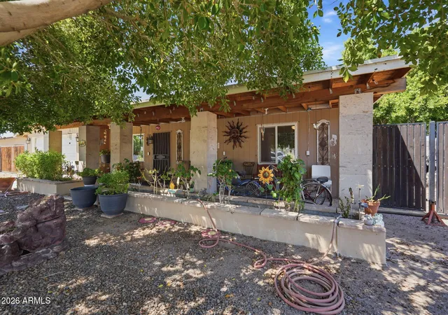 Photo 3 of Single family home for sale at 654 S Copper Dr, Apache Junction, AZ 85120 | MLS# 7069587 | Listing updated on 2026-09-01