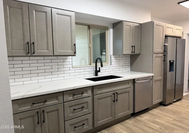 Photo 3 of Single family home for sale at 20 S Catalina St, Gilbert, AZ 85233 | MLS# 7069762 | Listing updated on 2026-09-16