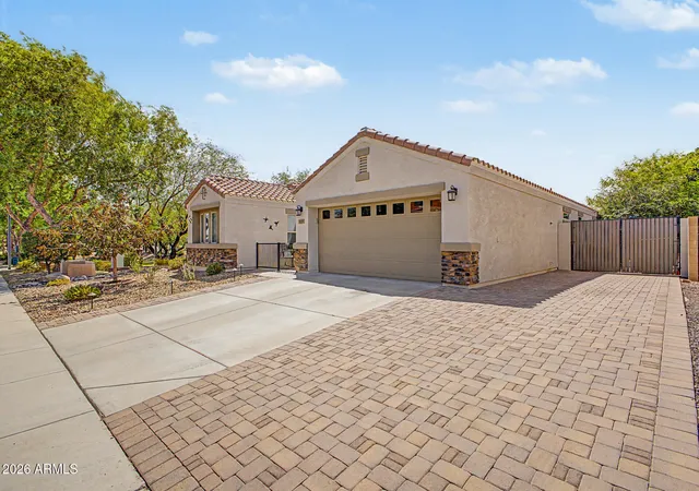 Photo 2 of Sale Pending at 9535 W Harmony Ln, Peoria, AZ 85382 | MLS# 7071374 | Listing updated on 2026-09-04
