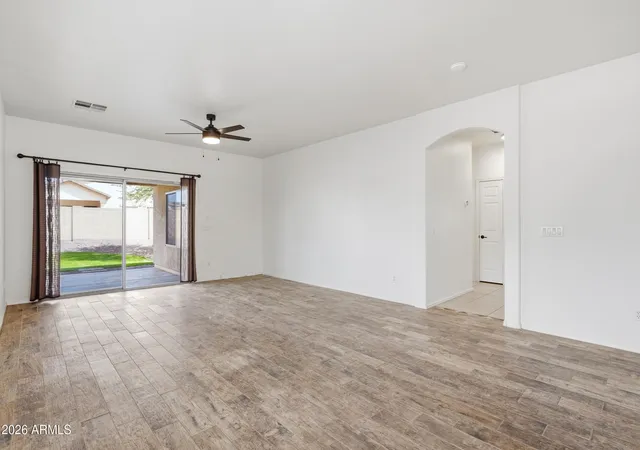 Photo 3 of Single family home for sale at 334 W Rio Dr, Casa Grande, AZ 85122 | MLS# 7072986 | Listing updated on 2026-08-29