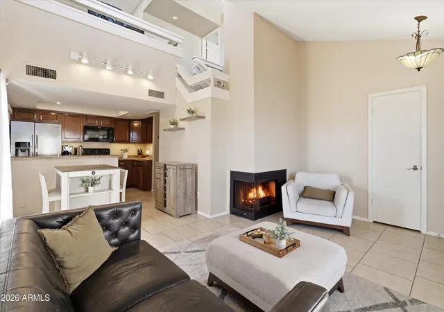 2nd image of 816 E Morningside Dr, Phoenix, AZ 85022 | MLS# 7069603