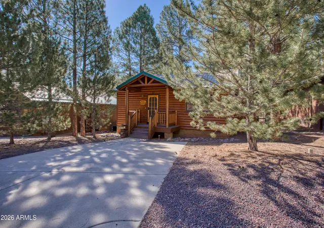 Photo 2 of Single family home for sale at 4851 W Cottage Loop, Show Low, AZ 85901 | MLS# 7072462 | Listing updated on 2026-09-08