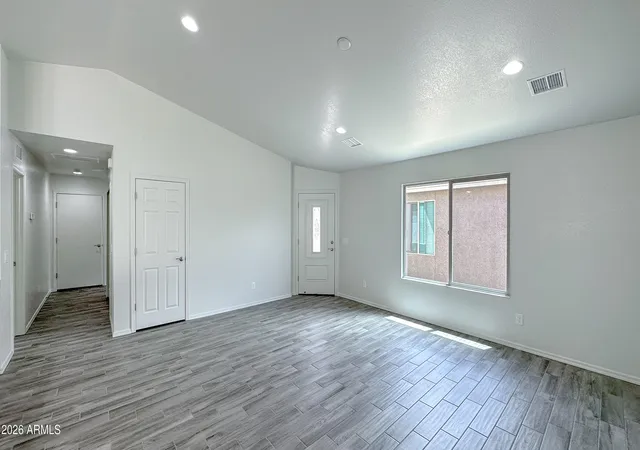 Photo 2 of Single family home for sale at 336 Brookhaven Pl, Sierra Vista, AZ 85635 | MLS# 7073661 | Listing updated on 2026-09-13