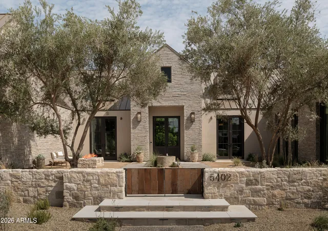 Photo 1 of Mansion for sale at 5402 E Lafayette Blvd, Phoenix, AZ 85018 | MLS# 7069521 | Listing updated on 2026-08-21