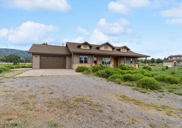 Photo 3 of Single family home for sale at 8696 Leah Ln, Flagstaff, AZ 86004 | MLS# 7073622 | Listing updated on 2026-09-10