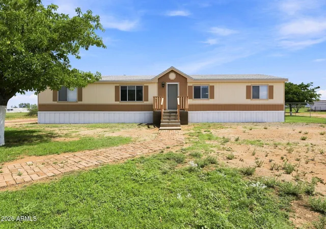 Photo 3 of Manufactured home for sale at 334 E Cochise Way #644, Cochise, AZ 85606 | MLS# 7069540 | Listing updated on 2026-09-12