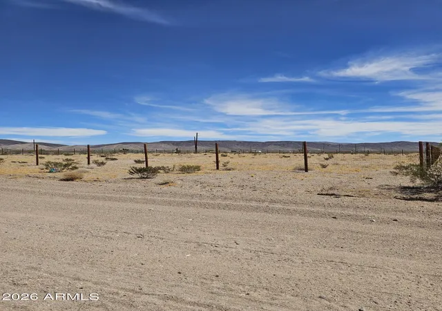4th image of 11194 W Broken Bow Dr #233, White Hills, AZ 86445 | MLS# 7070397