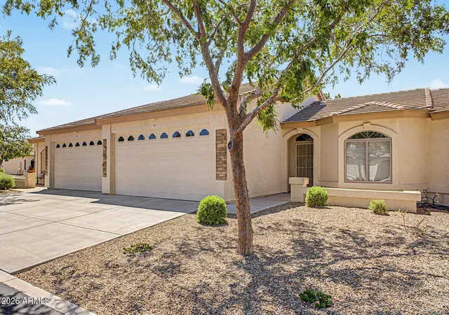 Photo 3 of Townhouse for sale at 10960 E Monte Ave #174, Mesa, AZ 85209 | MLS# 7073793 | Listing updated on 2026-09-16