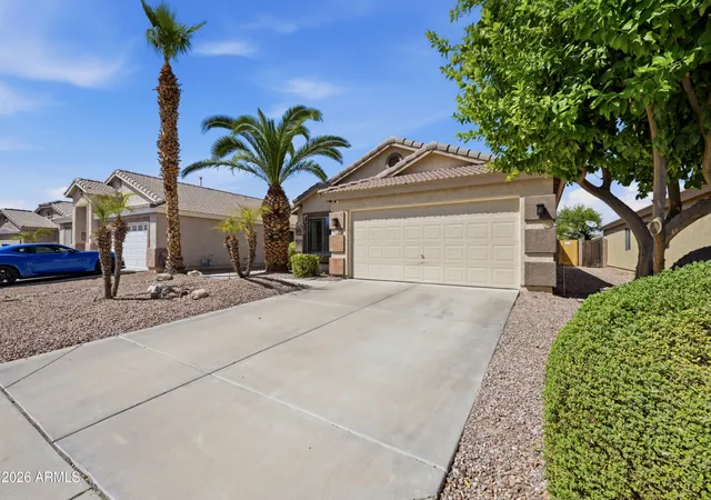 Photo 3 of Sale Pending at 13392 W Redfield Rd, Surprise, AZ 85379 | MLS# 7071550 | Listing updated on 2026-09-28