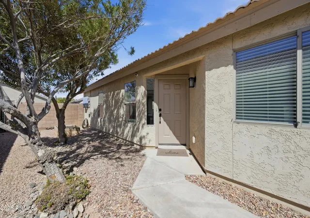Photo 4 of Sale Pending at 13392 W Redfield Rd, Surprise, AZ 85379 | MLS# 7071550 | Listing updated on 2026-09-28