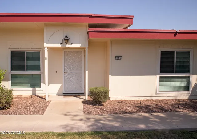 Photo 1 of Townhouse for sale at 10020 W Royal Oak Rd #E, Sun City, AZ 85351 | MLS# 7069886 | Listing updated on 2026-09-14