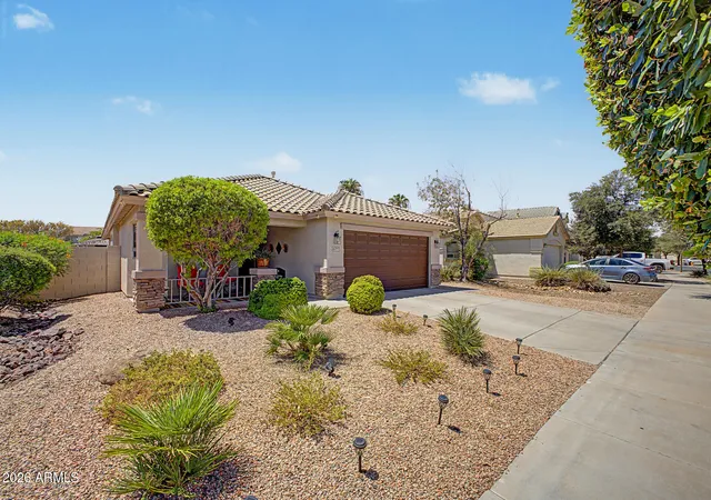 Photo 4 of Single family home for sale at 15777 W Latham St, Goodyear, AZ 85338 | MLS# 7069859 | Listing updated on 2026-10-04