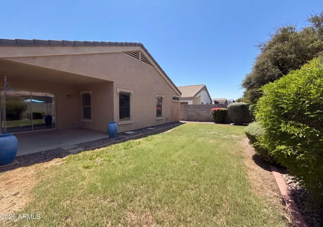Photo 4 of Sale Pending at 426 E Payton St, San Tan Valley, AZ 85140 | MLS# 7069602 | Listing updated on 2026-10-05