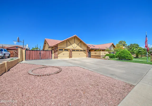 Photo 3 of Single family home for sale at 3232 E Ellis St, Mesa, AZ 85213 | MLS# 7070109 | Listing updated on 2026-09-25