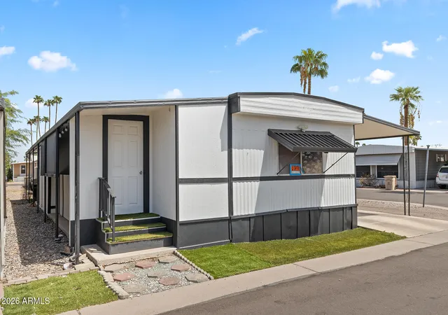 Photo 2 of Manufactured home for sale at 4400 W Missouri Ave #28, Glendale, AZ 85301 | MLS# 7071283 | Listing updated on 2026-09-29