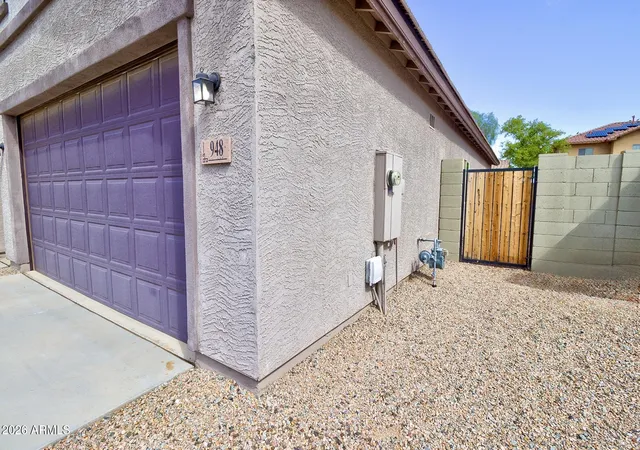 Photo 3 of Single family home for sale at 948 E Wiley Wy, Casa Grande, AZ 85122 | MLS# 7072042 | Listing updated on 2026-08-28