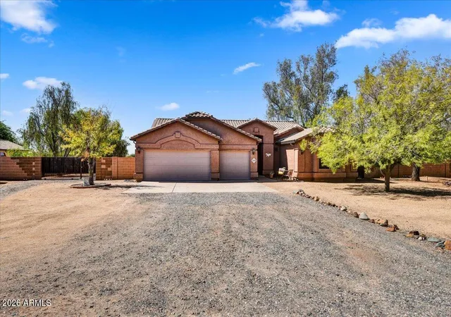 Photo 4 of Single family home for sale at 38418 N 12Th St, Phoenix, AZ 85086 | MLS# 7069906 | Listing updated on 2026-09-06