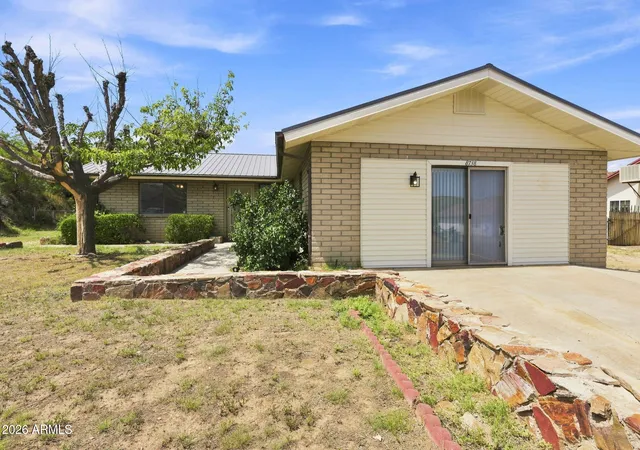 Photo 1 of Sale Pending at 8738 S Sharps Rd, Globe, AZ 85501 | MLS# 7073327 | Listing updated on 2026-09-11