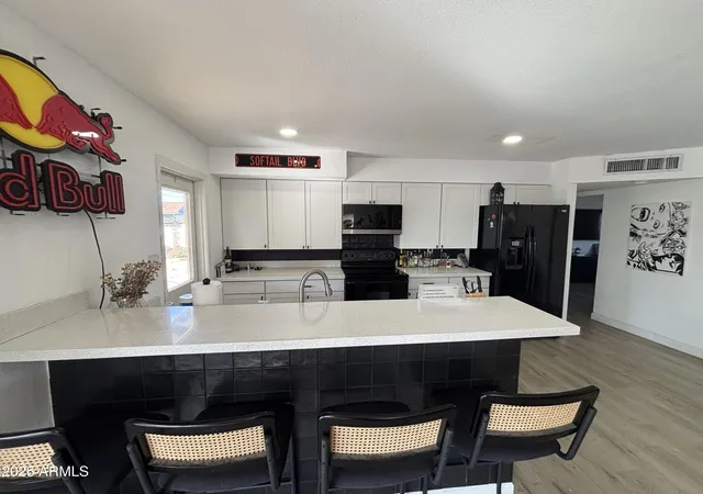 Photo 2 of Single family home for sale at 527 E Hermosa Dr, Tempe, AZ 85282 | MLS# 7071154 | Listing updated on 2026-08-26