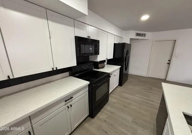 Photo 3 of Single family home for sale at 527 E Hermosa Dr, Tempe, AZ 85282 | MLS# 7071154 | Listing updated on 2026-08-26