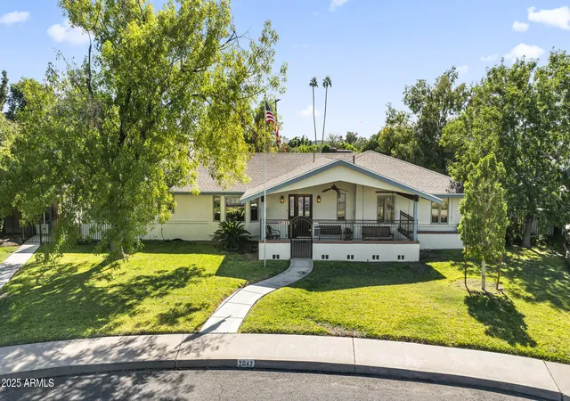 4th image of 2047 W Cambridge Ave, Phoenix, AZ 85009 | MLS# 7069853