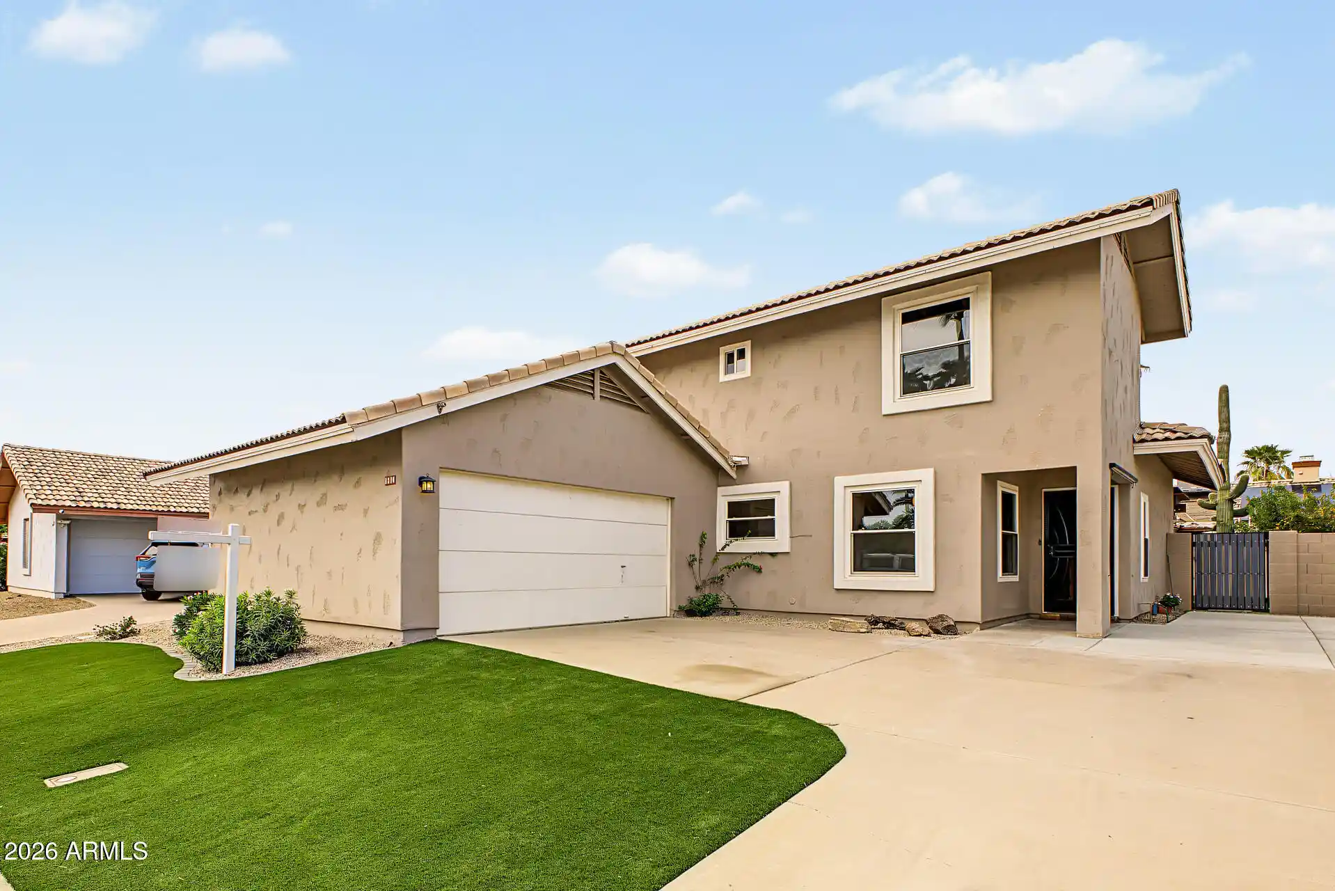 Photo 1 of Single family home for sale at 1370 W Elgin St, Chandler, AZ 85224 | MLS# 7075909 | Listing updated on 2026-10-20