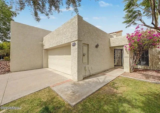 Photo 1 of Townhouse for sale at 5829 N 24th Pl, Phoenix, AZ 85016 | MLS# 7072709 | Listing updated on 2026-09-09