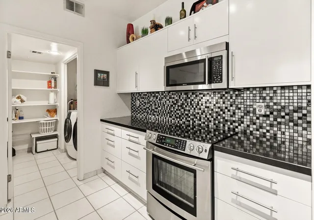 Photo 2 of Condo for sale at 11333 N 92nd St #1021, Scottsdale, AZ 85260 | MLS# 7071357 | Listing updated on 2026-08-26