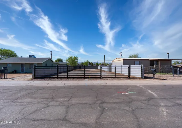 Photo 3 of Land for sale at 2419 W Yuma St #4, Phoenix, AZ 85009 | MLS# 7069929 | Listing updated on 2026-09-13