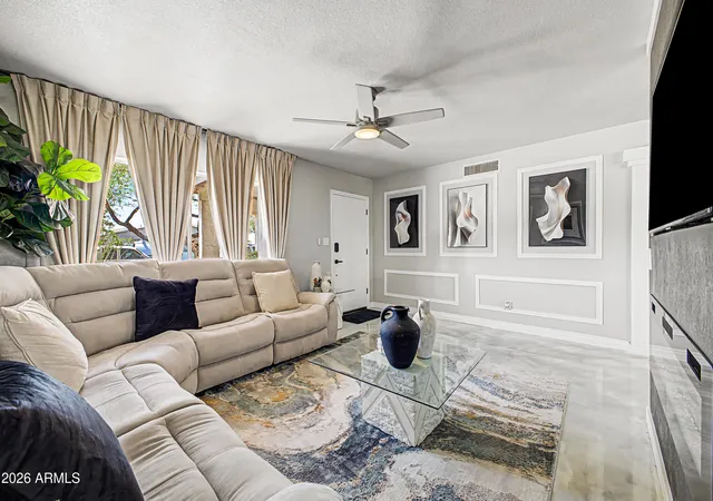 Photo 3 of Single family home for sale at 4301 N 81st Ave, Phoenix, AZ 85033 | MLS# 7070610 | Listing updated on 2026-09-18