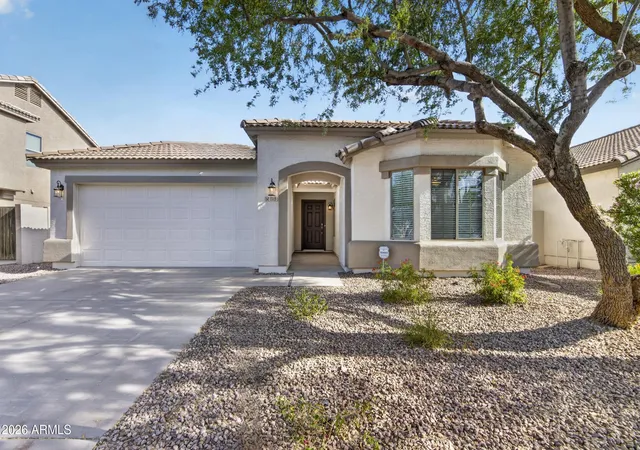 1st image of 1715 E Branham Ln, Phoenix, AZ 85042 | MLS# 7070026