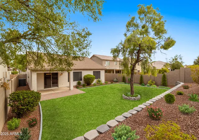 53rd image of 1715 E Branham Ln, Phoenix, AZ 85042 | MLS# 7070026