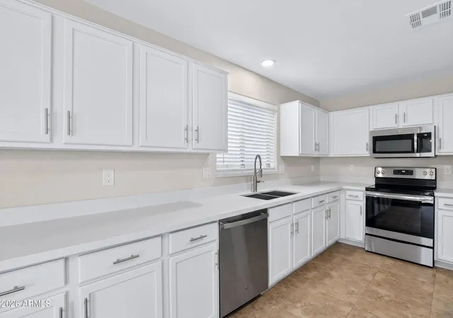 Photo 3 of Single family home for sale at 1715 E Branham Ln, Phoenix, AZ 85042 | MLS# 7070026 | Listing updated on 2026-09-05