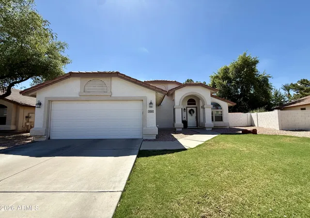 Photo 1 of Sale Pending at 434 S Tanina St, Gilbert, AZ 85296 | MLS# 7071629 | Listing updated on 2026-09-15