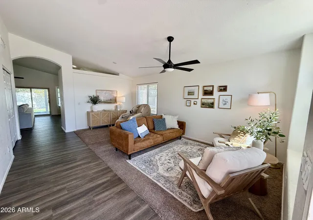 Photo 2 of Sale Pending at 434 S Tanina St, Gilbert, AZ 85296 | MLS# 7071629 | Listing updated on 2026-09-15
