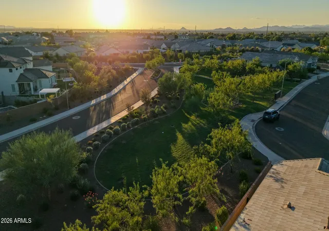 Photo 4 of Single family home for sale at 10227 W Salter Dr, Peoria, AZ 85382 | MLS# 7070118 | Listing updated on 2026-09-12