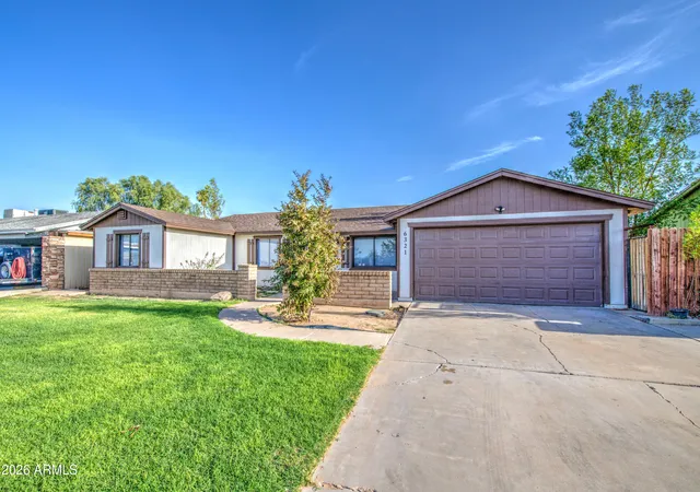 Photo 2 of Sale Pending at 6321 W Palm Ln, Phoenix, AZ 85035 | MLS# 7070304 | Listing updated on 2026-09-18