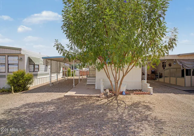 Photo 3 of Manufactured home for sale at 475 N Ocotillo Dr #17, Apache Junction, AZ 85120 | MLS# 7072421 | Listing updated on 2026-09-15