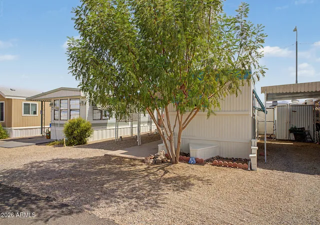 Photo 4 of Manufactured home for sale at 475 N Ocotillo Dr #17, Apache Junction, AZ 85120 | MLS# 7072421 | Listing updated on 2026-09-15