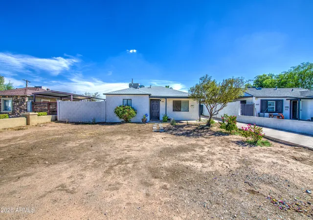 Photo 1 of Single family home for sale at 2521 W Montebello Ave, Phoenix, AZ 85017 | MLS# 7070115 | Listing updated on 2026-08-25