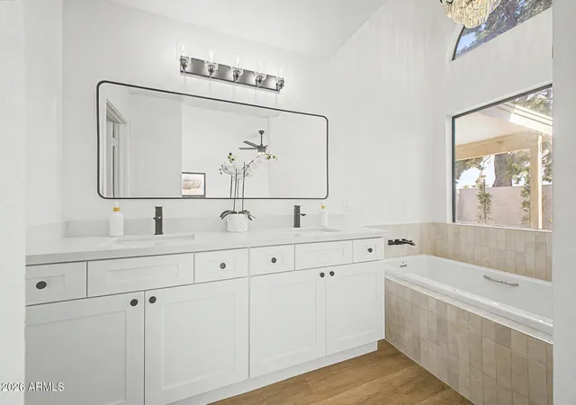 Photo 3 of Single family home for sale at 9751 W Mcrae Wy, Peoria, AZ 85382 | MLS# 7071077 | Listing updated on 2026-09-08
