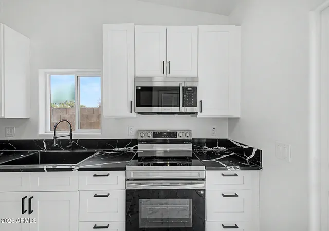 Photo 4 of Single family home for sale at 3235 W Vaquero Dr, Eloy, AZ 85131 | MLS# 7070184 | Listing updated on 2026-09-16