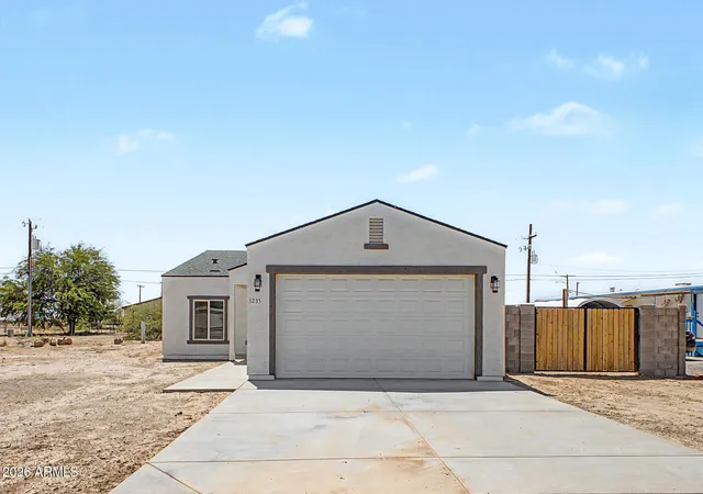 Photo 1 of Single family home for sale at 3235 W Vaquero Dr, Eloy, AZ 85131 | MLS# 7070184 | Listing updated on 2026-09-16