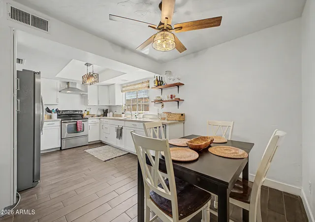 Photo 4 of Single family home for sale at 4640 N 77Th Dr, Phoenix, AZ 85033 | MLS# 7070541 | Listing updated on 2026-09-09