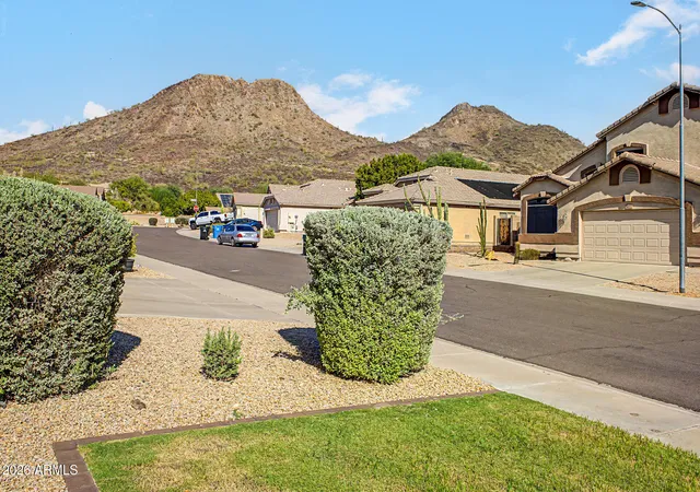 Photo 3 of Sale Pending at 6422 W Lariat Ln, Phoenix, AZ 85083 | MLS# 7070395 | Listing updated on 2026-10-13