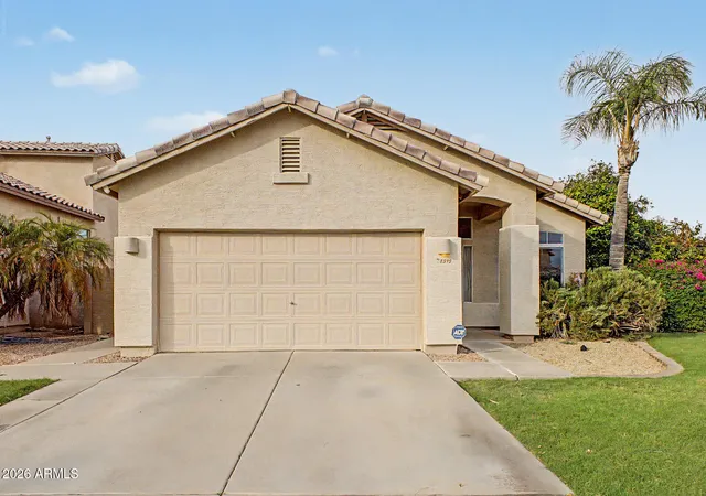 Photo 3 of Single family home for sale at 2392 W Rockrose Wy, Chandler, AZ 85248 | MLS# 7070389 | Listing updated on 2026-09-13