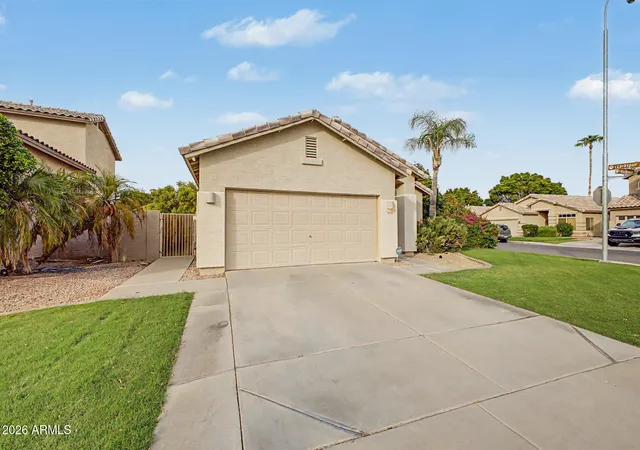 Photo 3 of Single family home for sale at 2392 W Rockrose Wy, Chandler, AZ 85248 | MLS# 7070389 | Listing updated on 2026-09-13