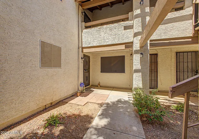 Photo 2 of Condo for sale at 8847 N 8th St #101, Phoenix, AZ 85020 | MLS# 7070960 | Listing updated on 2026-08-25